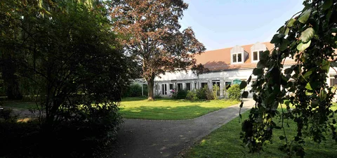 Garten des Neurologischen Spezialpflegeheims Regensburg (Frank Hübler | medbo)