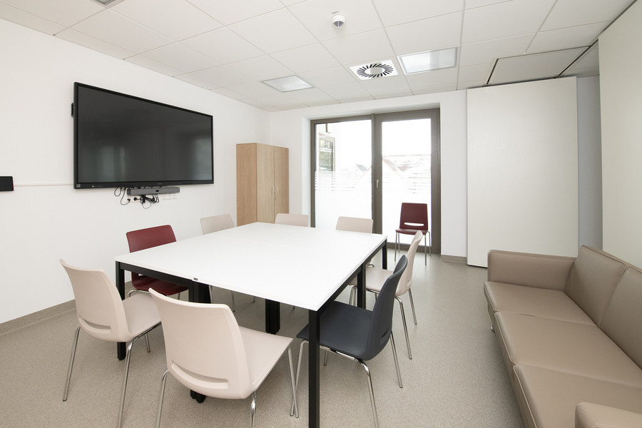 Impression aus dem neuen Zentrum für Psychosomatik und Psychiatrie in Parsberg © medbo KU / Katharina Tenberge-Holzer