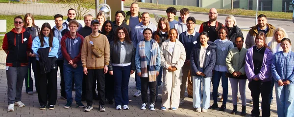 33 Schülerinnen und Schüler starteten zum 1. April ihre generalistische Pflegeausbildung