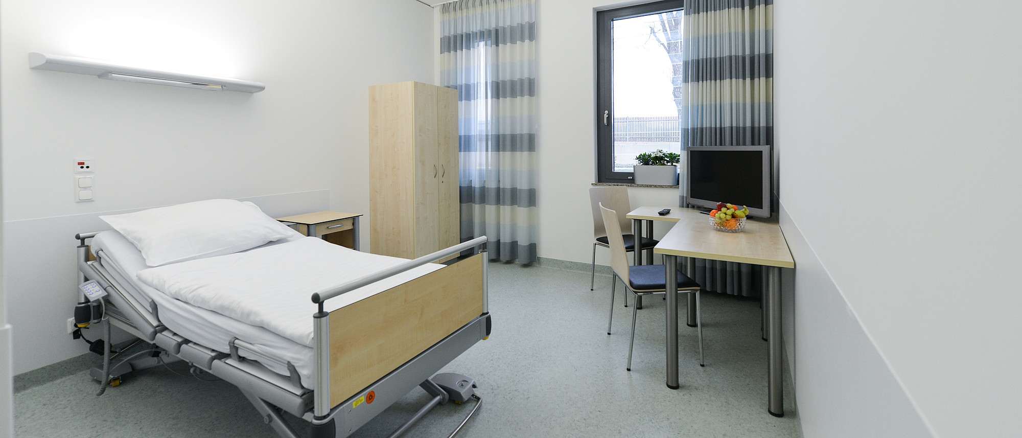 Patientenzimmer HAUS 14 Wöllershof (Frank Hübler/medbo)