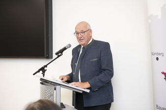 Bezirkstagspräsident Franz Löffler, Festakt der neuen medbo Kinder- und Jugendpsychiatrie in Weiden (c) medbo KU | Tenberge-Holzer