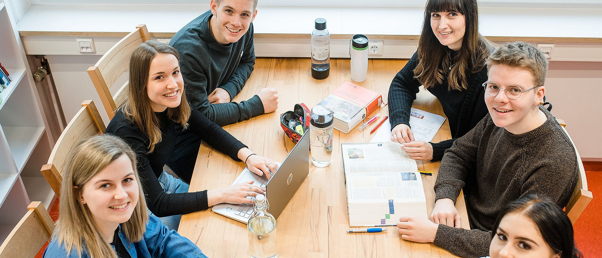 Pflegeschule - Lernteam (Frank Hübler | medbo)