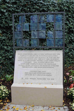 Gedenkstein T4-Aktion Bezirksklinikum Regensburg (Renate Neuhierl | medbo)