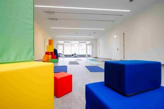 medbo Kinder- und Jugendpsychiatrie Weiden - Mehrzweckraum (Frank Hübler | medbo)