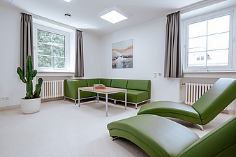 Psychiatrische Tagesklinik HAUS 13 BKR Aufenthaltsraum (Frank Hübler | medbo)