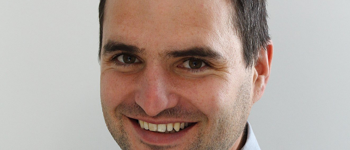 Portraitfoto Josef Sattler, medbo Ausbildungsmanagement Pflege