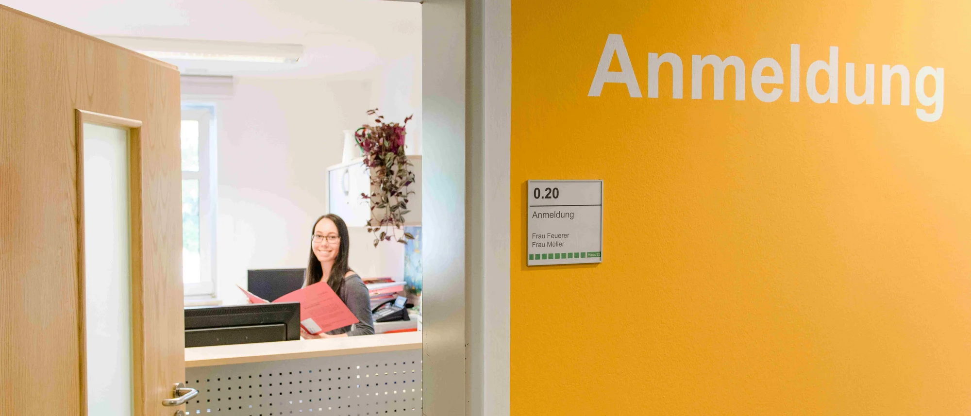 Anmeldung Ambulanz KJPP Regensburg (Frank Hübler/medbo)