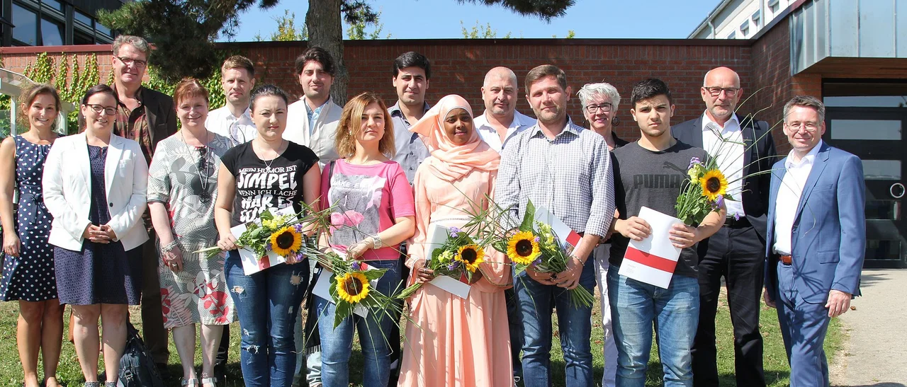 Gruppenfoto Absolventen Pflegevorschule 2017 (Höller | medbo)