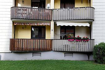 Urban Structures - Balkone (Katharina Tenberge-Holzer)