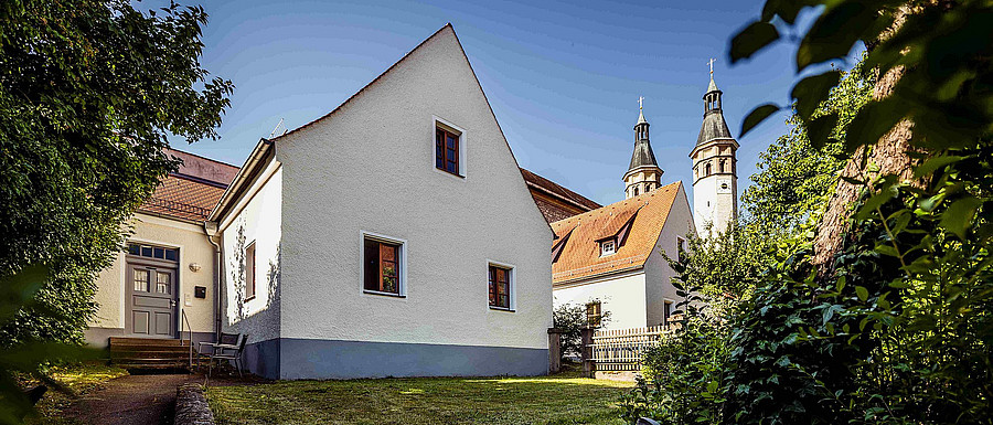medbo Suchtmedizin Regensburg Station 27 Karthause hinterer Garten (Frank Hübler | medbo)