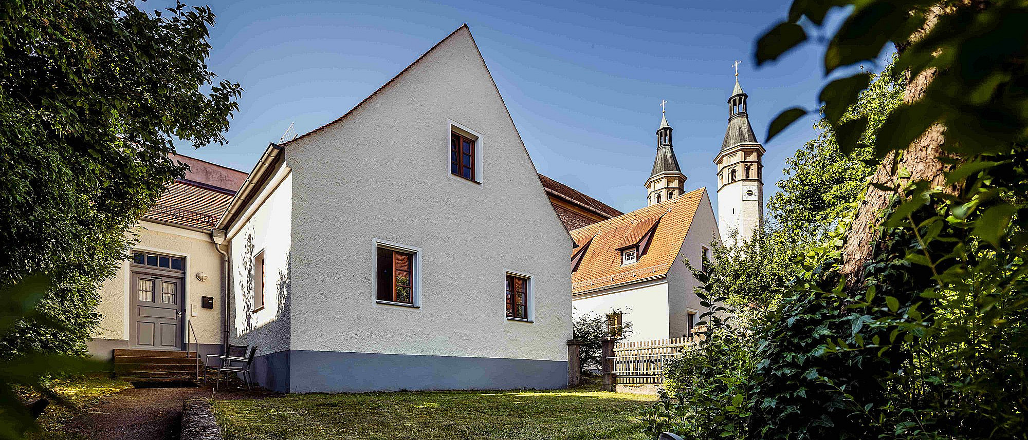 medbo Suchtmedizin Regensburg Station 27 Karthause hinterer Garten (Frank Hübler | medbo)