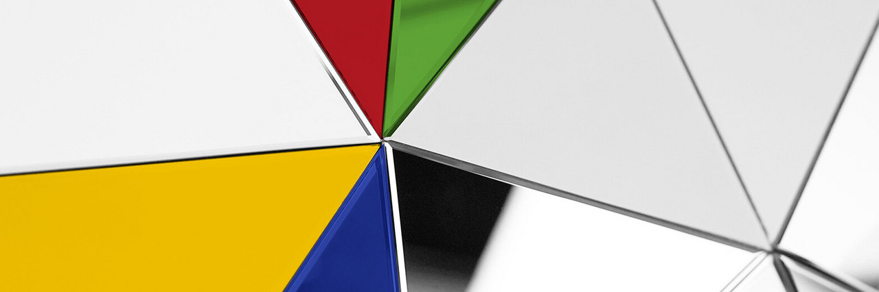 Bunte Spiegelfacetten (lunopark/Shutterstock)