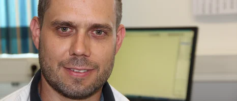 Dr. Karel Hany (Lissy Höller | medbo)