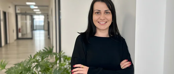 Helena Hausler fühlt sich wohl mit ihrer Entscheidung zur generalistischen Pflegeausbildung in Teilzeit (c) medbo KU | Kerstin Erbrich