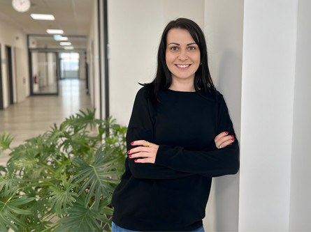 Helena Hausler fühlt sich wohl mit ihrer Entscheidung zur generalistischen Pflegeausbildung in Teilzeit (c) medbo KU | Kerstin Erbrich