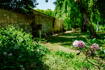 Neurologisches Spezialpflegeheim Regensburg - Garten (Frank Hübler | medbo)
