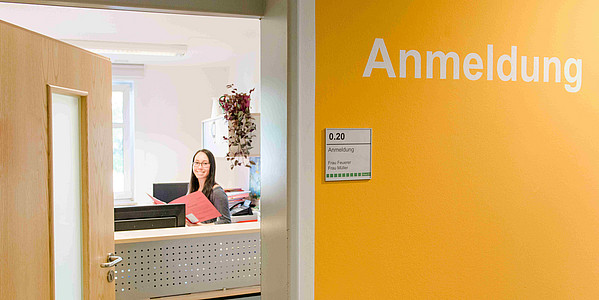 Anmeldung Ambulanz KJPP Regensburg (Frank Hübler/medbo)