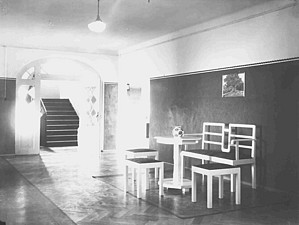 Flur in der Nervenheilanstalt Karthaus-Prüll um 1920 (medbo)