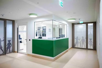 medbo Kinder- und Jugendpsychiatrie Weiden - Stationsstützpunkt (Frank Hübler | medbo)