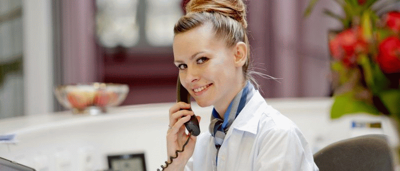 Servicemitarbeiterin Wahlleistungsstation 18e Regensburg (Werner Bauer|medbo)