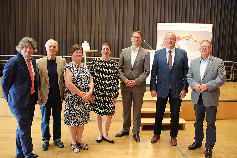 Gruppenbild Jubiläum medbo Cham und Amberg