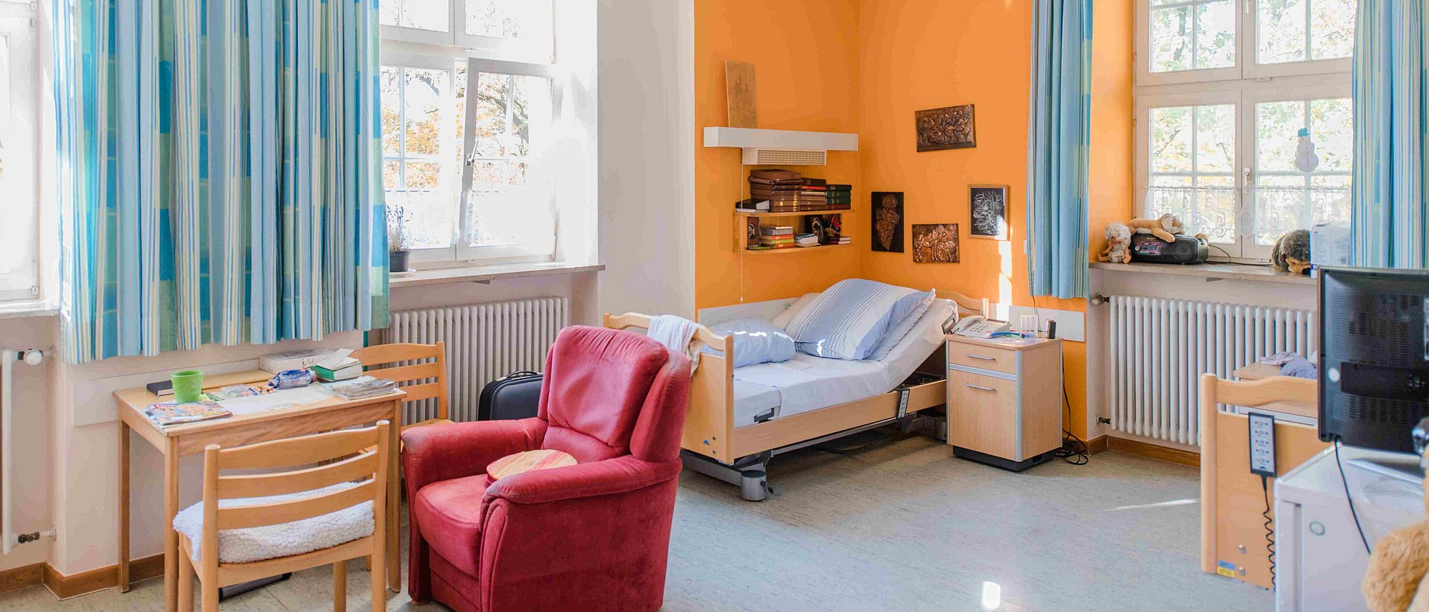 Doppelzimmer psychiatrisches Pflegeheim HAUS 8 Wöllershof (Frank Hübler | medbo)