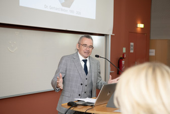 Grußwort von medbo Vorstand Dr. Dr. Helmut Hausner (c) medbo KU | Tenberge-Holzer