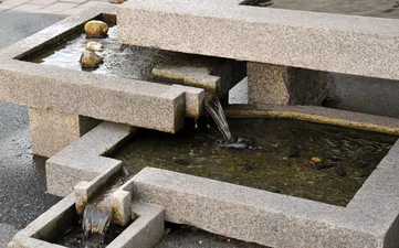 Brunnen vor HAUS 19 (Frank Hübler/medbo)