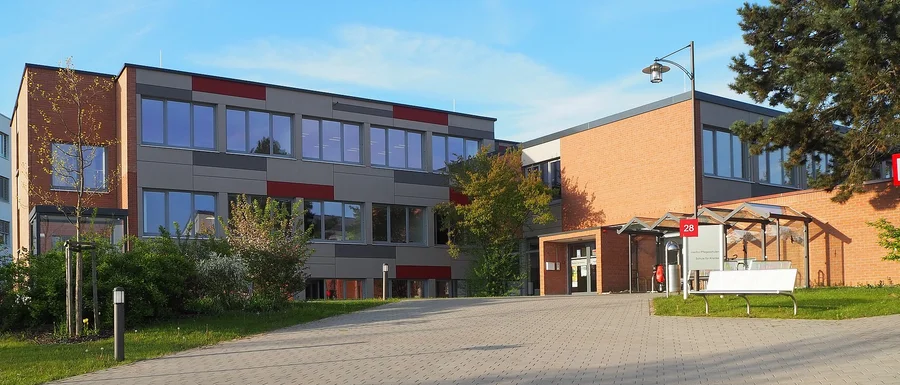 Zum runden Geburtstag öffnen die medbo Pflegeschulen am Bezirksklinikum Regensburg ihre Türen. 