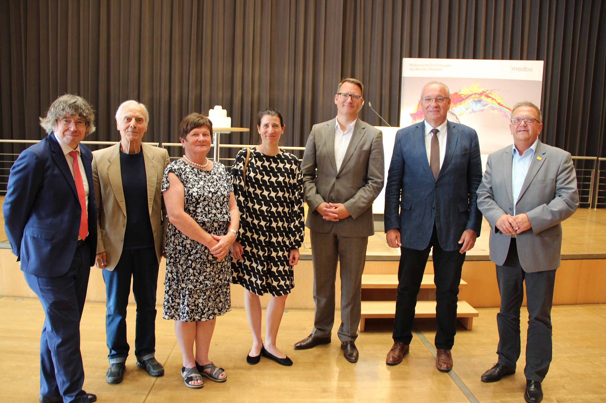 Gruppenbild Jubiläum medbo Cham und Amberg